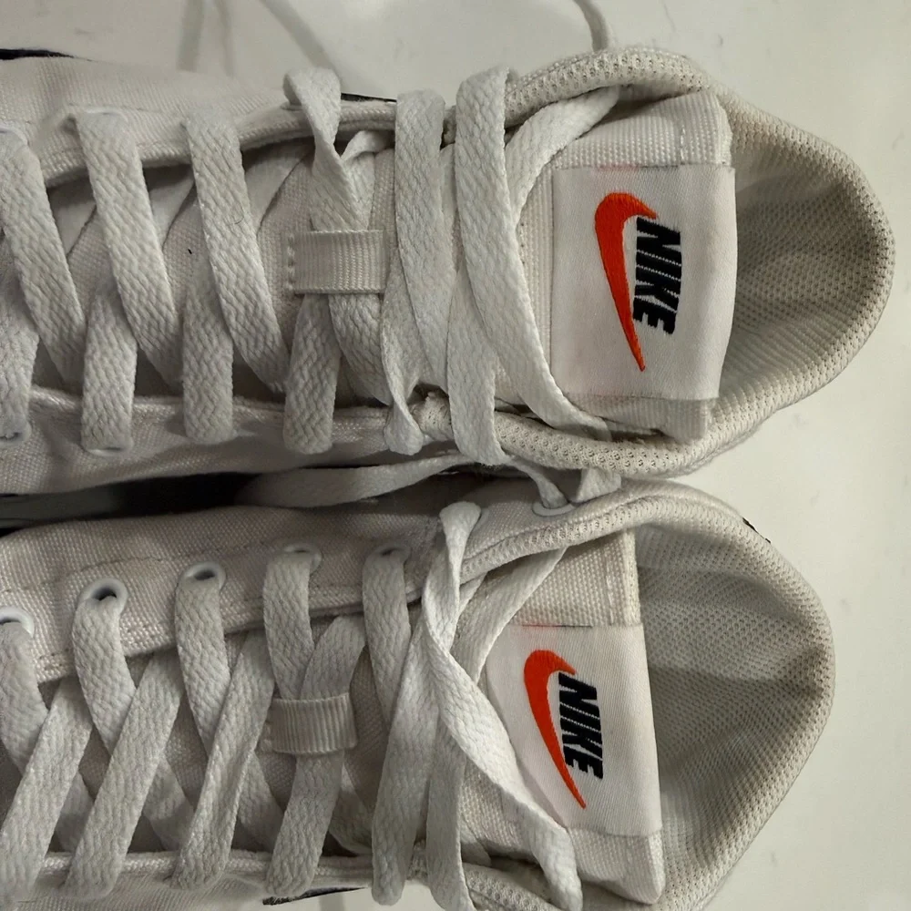 Nike Court Legacy Canvas Mid women’s size 7.5 white and black colorway - Picture 3 of 13